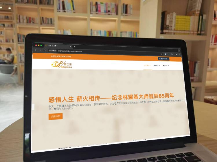 手工羽毛扇網(wǎng)站如何憑借傳統(tǒng)工藝傳承擴(kuò)大流量？同行都是怎么做的？